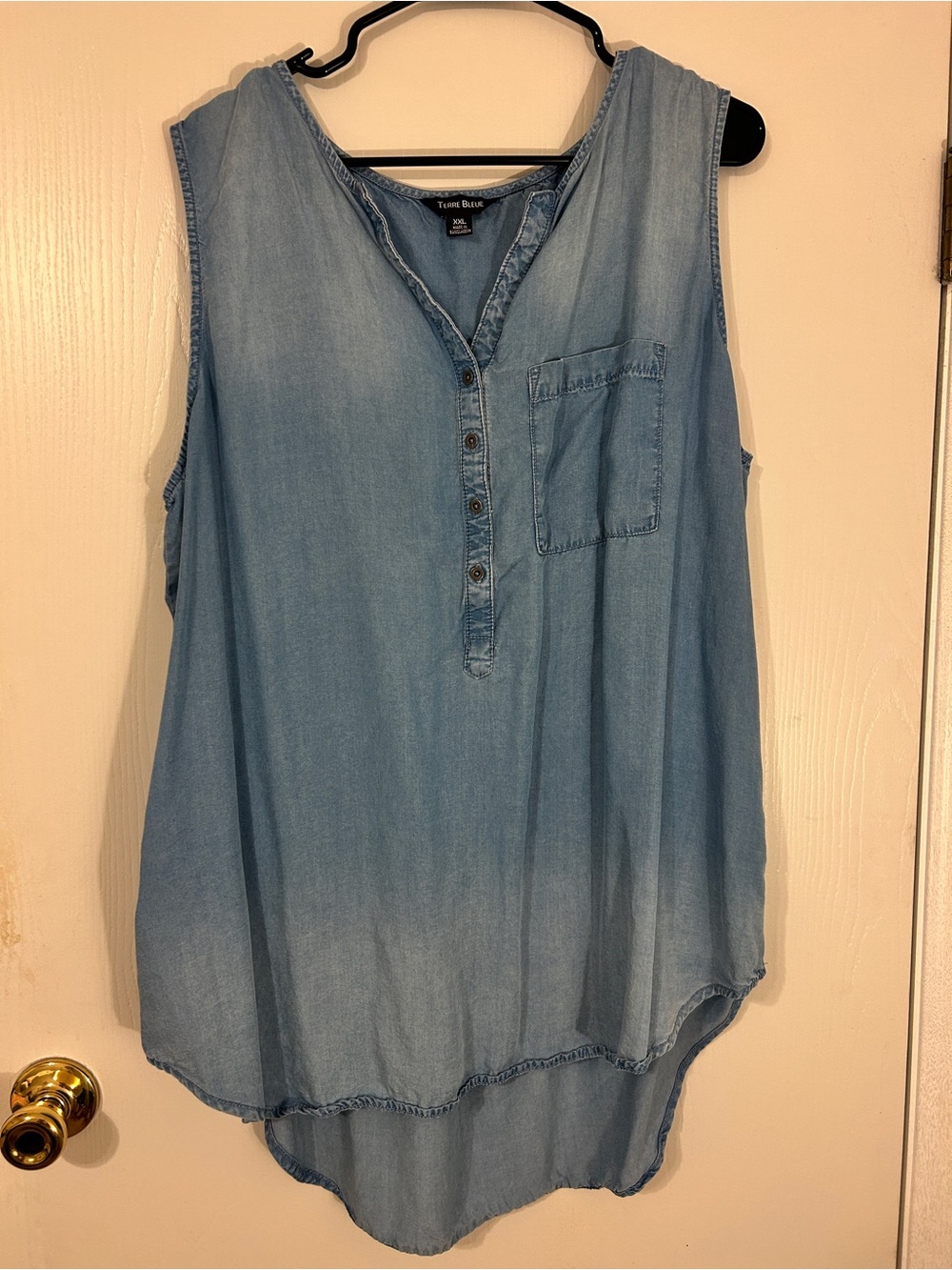 Terre Bleue Light Blue Sleeveless Chambray Blouse